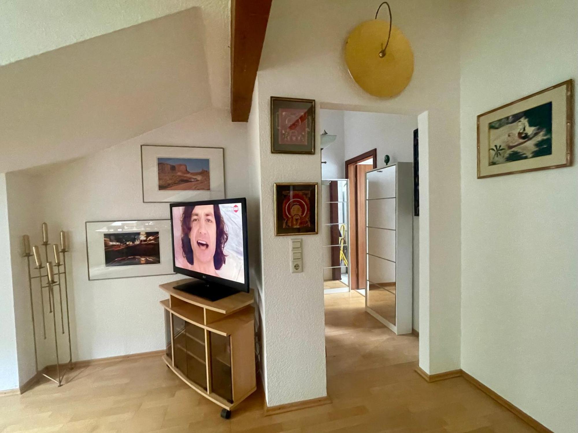 Wunderschoenes Grosses 3 Zimmer Apartament Zentrum Goldstadt Familienfreundlich Mit Garage Pforzheim Exterior foto
